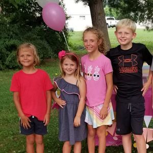 Meet your Posher, Connie